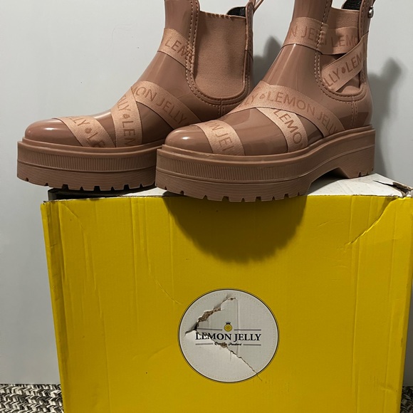 Lemon Jelly boots - Picture 2 of 2